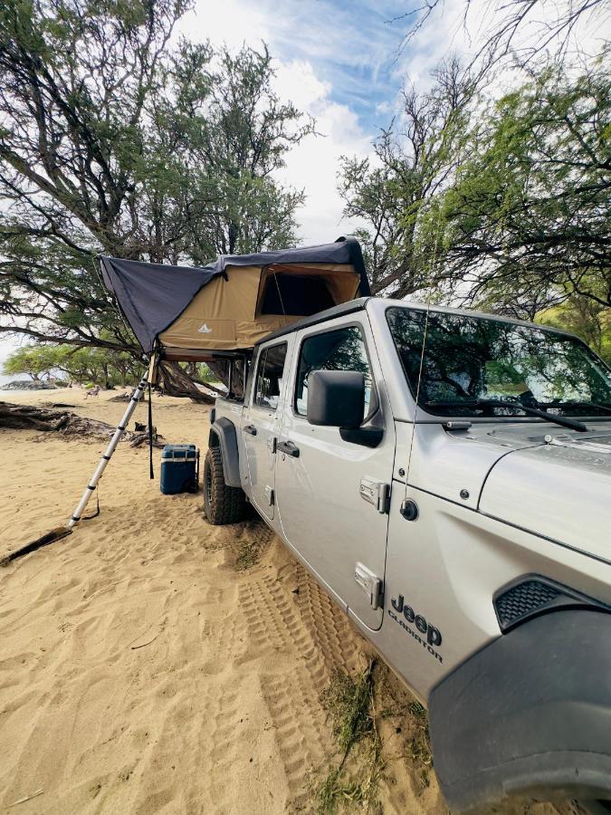 Explore Maui'S Diverse Campgrounds And Uncover The Island'S Beauty From Fresh Perspectives Every Day As You Journey With Aloha Glamp'S Great Jeep Equipped With A Rooftop Tent Paia Bagian luar foto
